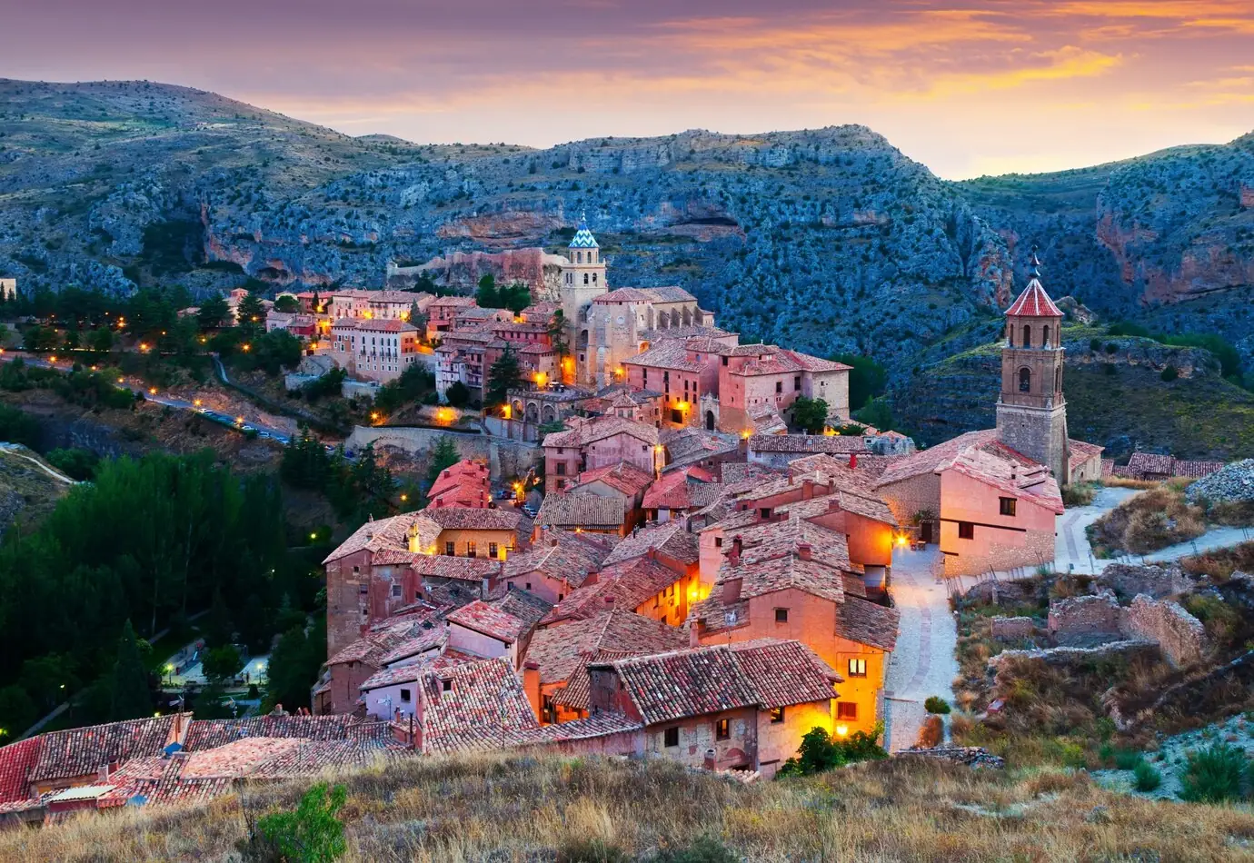 vista nocturna albarracin — City Events